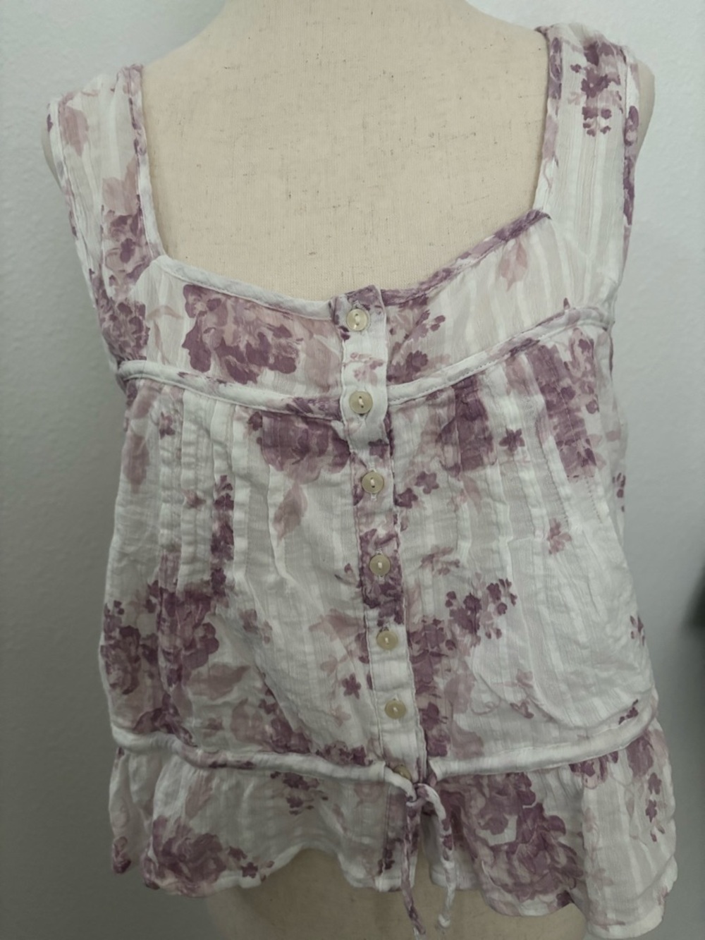 American Eagle Outfitters Cream Floral Peasant Top Gently Loved Final Sale